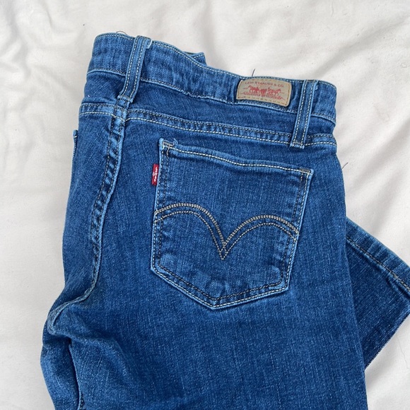 Levi’s 524 Jeans Too Superlow Size 5. - Picture 2 of 3